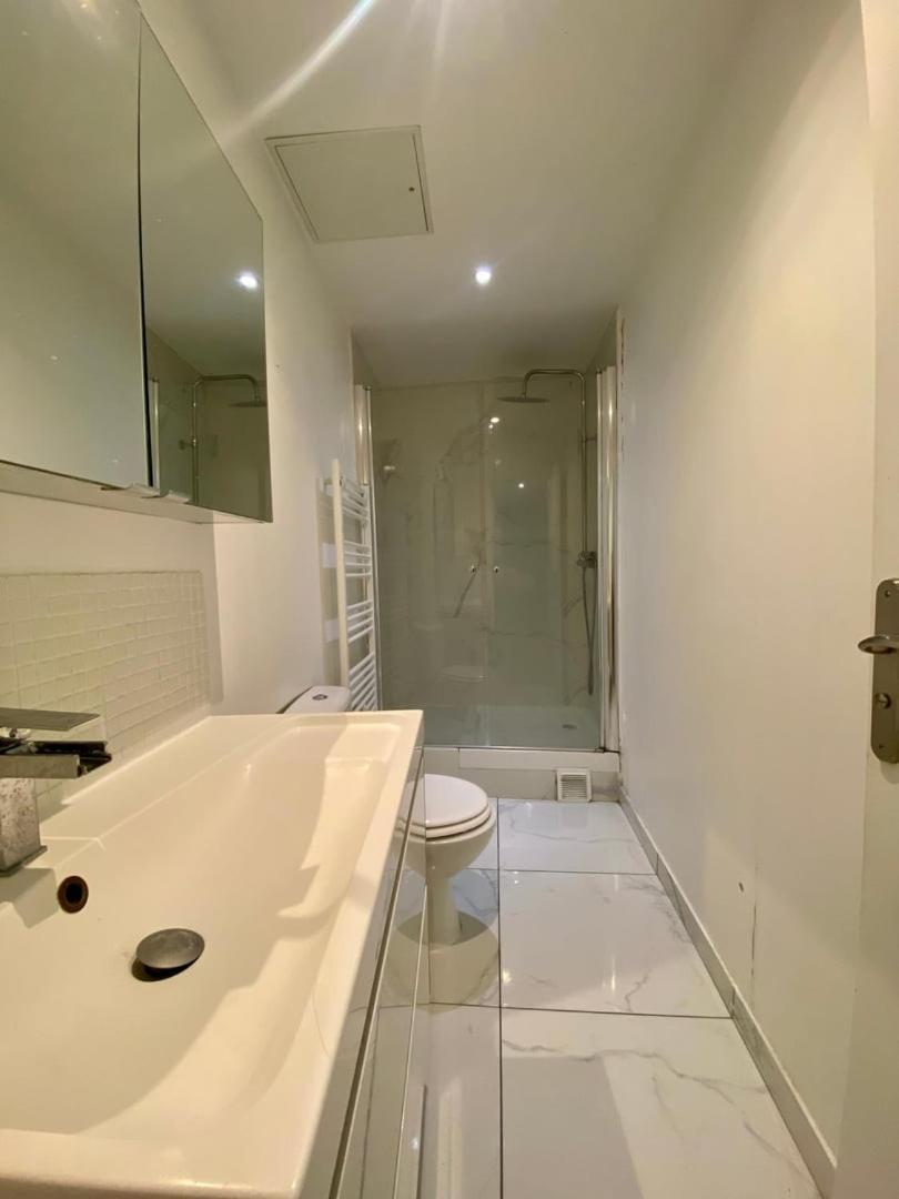 Appartement Familial Proche Saint-Lazarre - 6P Párizs Kültér fotó